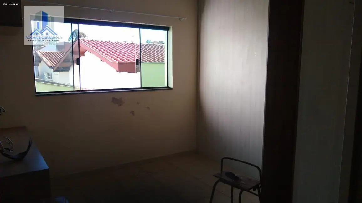 Foto 2 de Sala Comercial com 1 quarto à venda, 135m2 em Centro, Tatui - SP