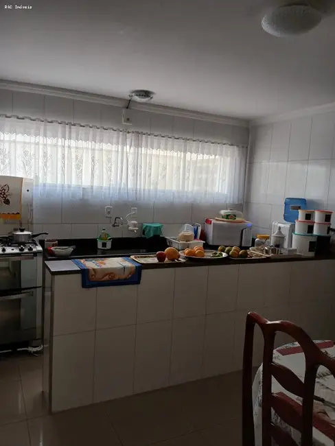 Foto 5 de Sobrado com 3 quartos para alugar, 192m2 em Vila Pires, Santo Andre - SP