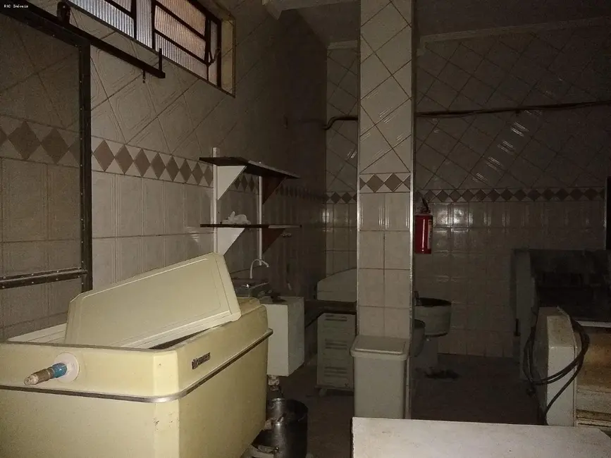 Sala Comercial para alugar, 220m2 em Nova Tatuí, Tatui - SP - imagem 4 Foto 4 de Sala Comercial para alugar, 220m2 em Nova Tatuí, Tatui - SP