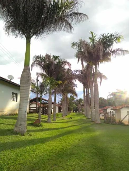 Foto 1 de Fazenda / Haras com 4 quartos à venda, 72600m2 em Tatui - SP