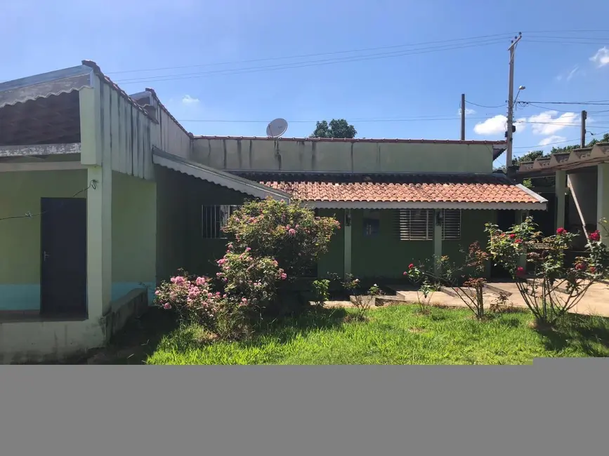 Foto 3 de Chácara com 2 quartos à venda, 600m2 em Centro, Guarei - SP