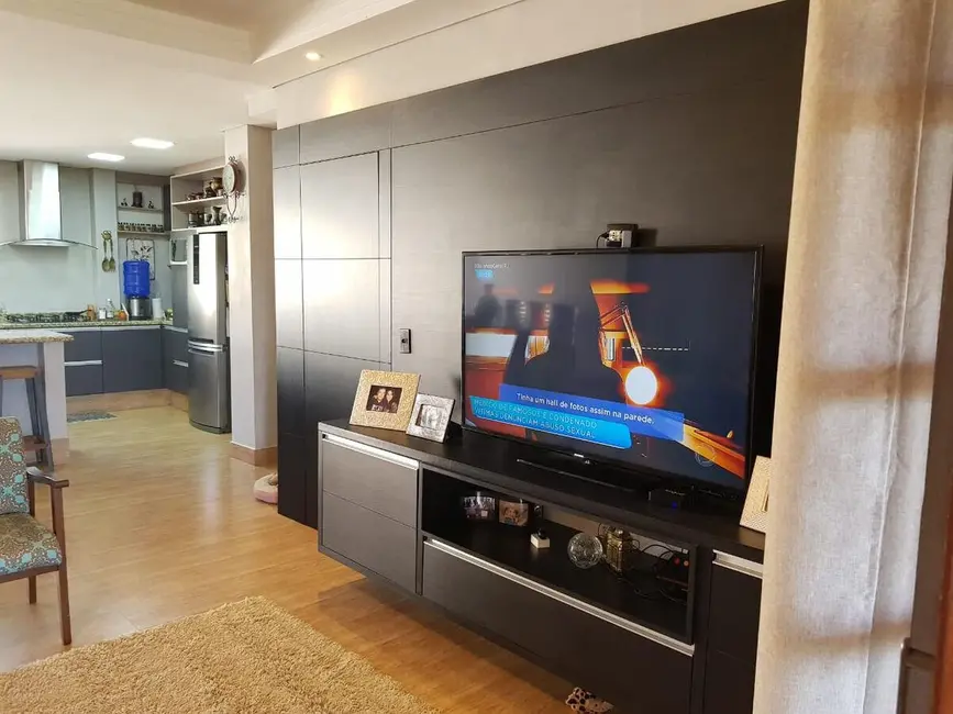 Foto 2 de Fazenda / Haras com 3 quartos à venda, 1400m2 em Centro, Aracoiaba Da Serra - SP