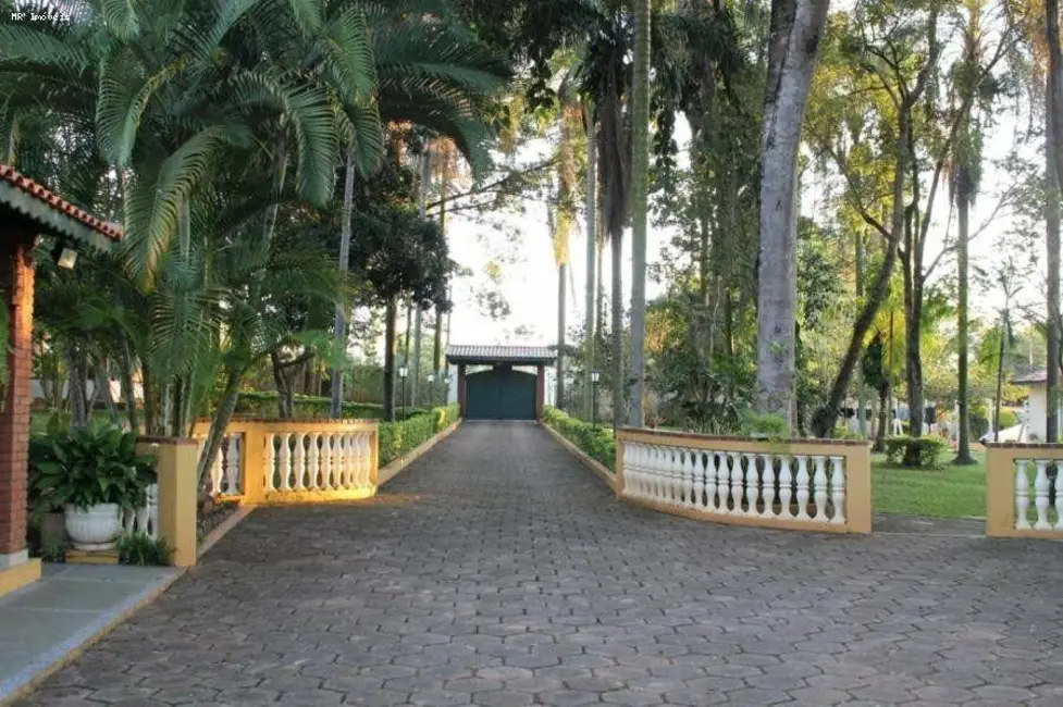 Fazenda / Haras com 3 quartos à venda, 20000m2 em Tatui - SP - imagem 9 Foto 9 de Fazenda / Haras com 3 quartos à venda, 20000m2 em Tatui - SP