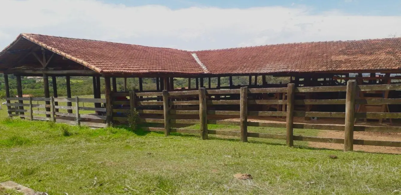 Foto 2 de Fazenda / Haras com 2 quartos à venda, 919600m2 em Centro, Tatui - SP
