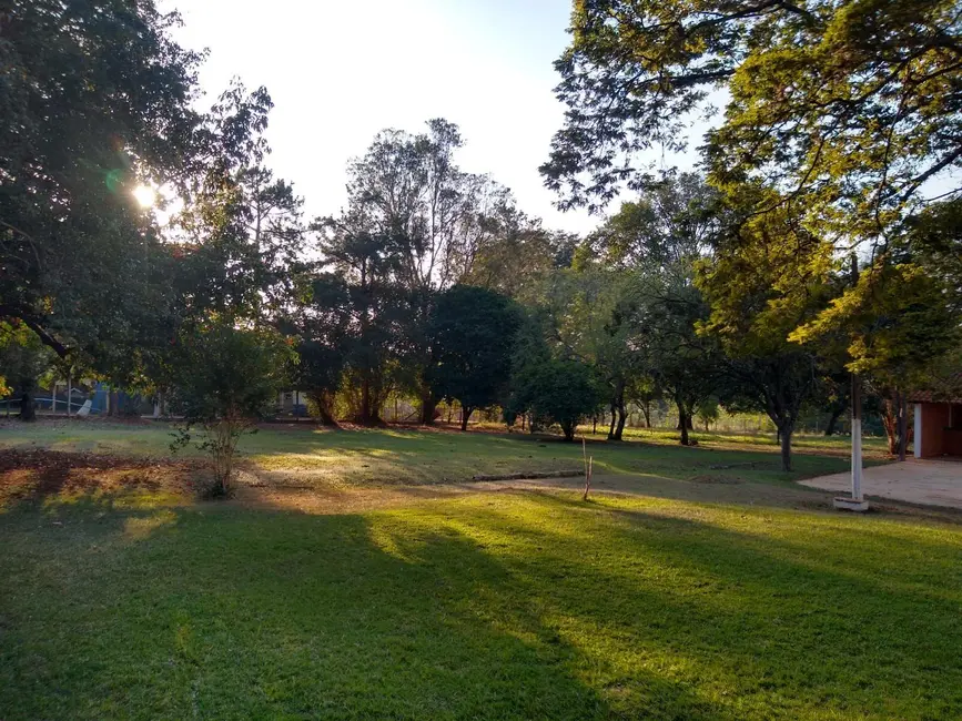 Foto 1 de Fazenda / Haras com 3 quartos à venda, 48000m2 em Centro, Tatui - SP