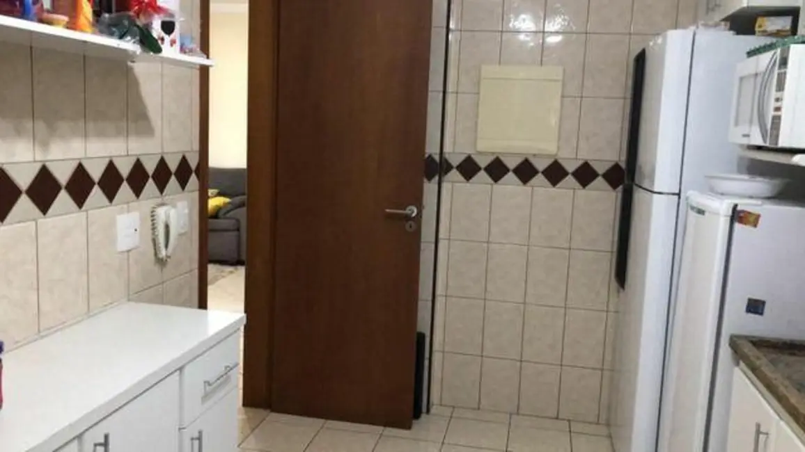 Apartamento com 3 quartos à venda, 110m2 em Canto do Forte, Praia Grande - SP - imagem 6 Foto 6 de Apartamento com 3 quartos à venda, 110m2 em Canto do Forte, Praia Grande - SP