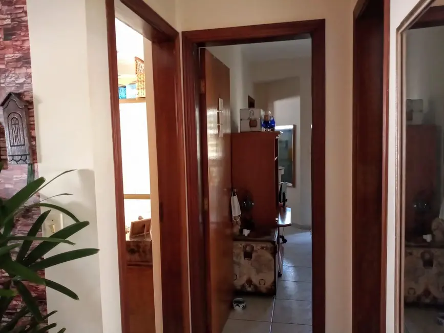 Apartamento com 2 quartos à venda, 75m2 em Guilhermina, Praia Grande - SP - imagem 8 Foto 8 de Apartamento com 2 quartos à venda, 75m2 em Guilhermina, Praia Grande - SP