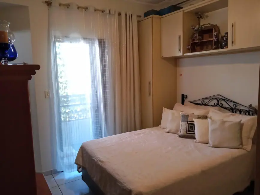 Apartamento com 2 quartos à venda, 75m2 em Guilhermina, Praia Grande - SP - imagem 9 Foto 9 de Apartamento com 2 quartos à venda, 75m2 em Guilhermina, Praia Grande - SP