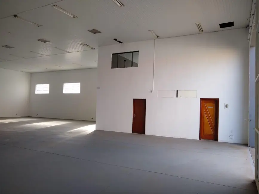 Armazém / Galpão para alugar, 921m2 em Lincoln Parque, Tatui - SP - imagem 9 Foto 9 de Armazém / Galpão para alugar, 921m2 em Lincoln Parque, Tatui - SP