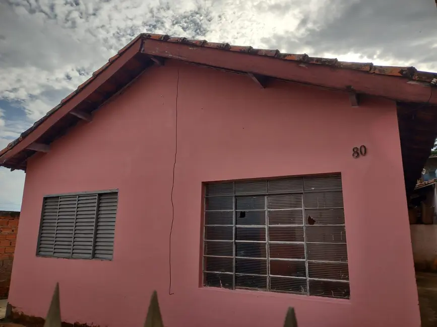 Foto 1 de Casa com 4 quartos à venda, 120m2 em Fundação Educacional Manoel Guedes, Tatui - SP
