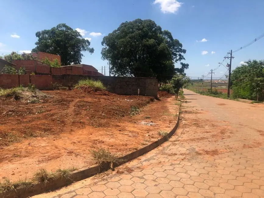 Foto 1 de Terreno / Lote à venda, 370m2 em Jardim Santa Rita de Cássia, Tatui - SP
