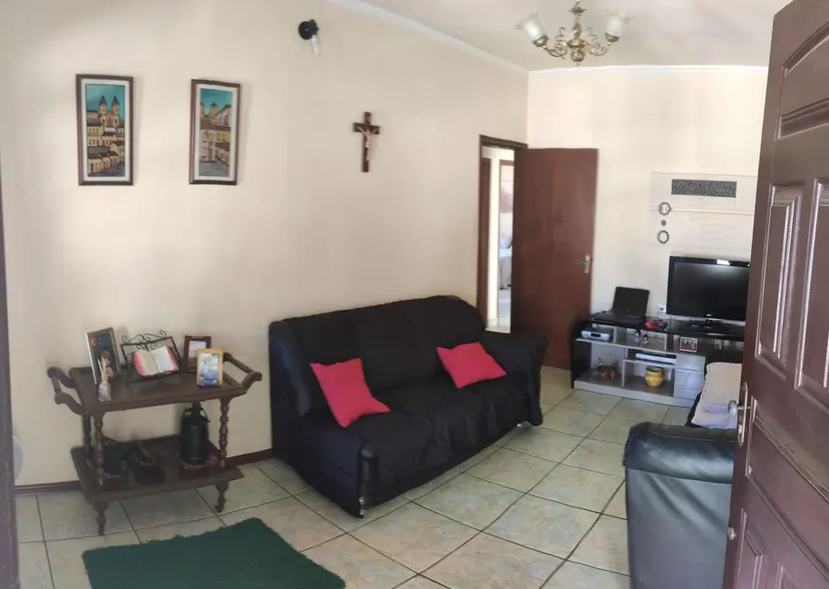 Foto 3 de Casa com 2 quartos à venda, 99m2 em Centro, Cerquilho - SP