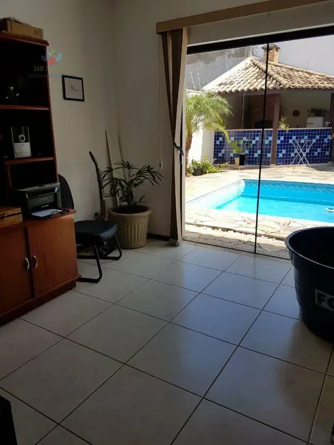 Foto 2 de Casa com 3 quartos à venda, 360m2 em Colina Verde, Tatui - SP