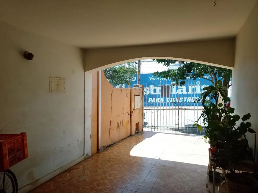 Foto 1 de Casa com 3 quartos à venda, 137m2 em Tatui - SP