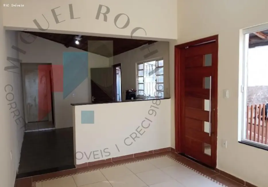 Foto 1 de Casa com 2 quartos à venda, 125m2 em Tatui - SP
