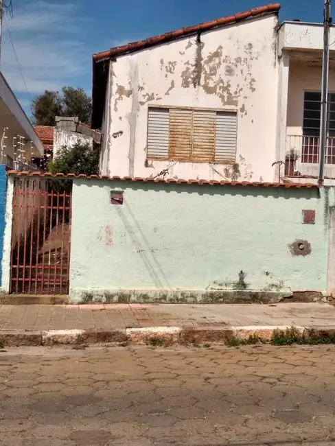 Foto 2 de Casa com 1 quarto à venda, 165m2 em Centro, Tatui - SP