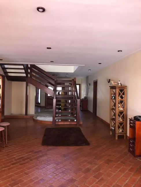 Foto 3 de Casa com 5 quartos à venda, 759m2 em Parque Residencial Colina das Estrelas, Tatui - SP