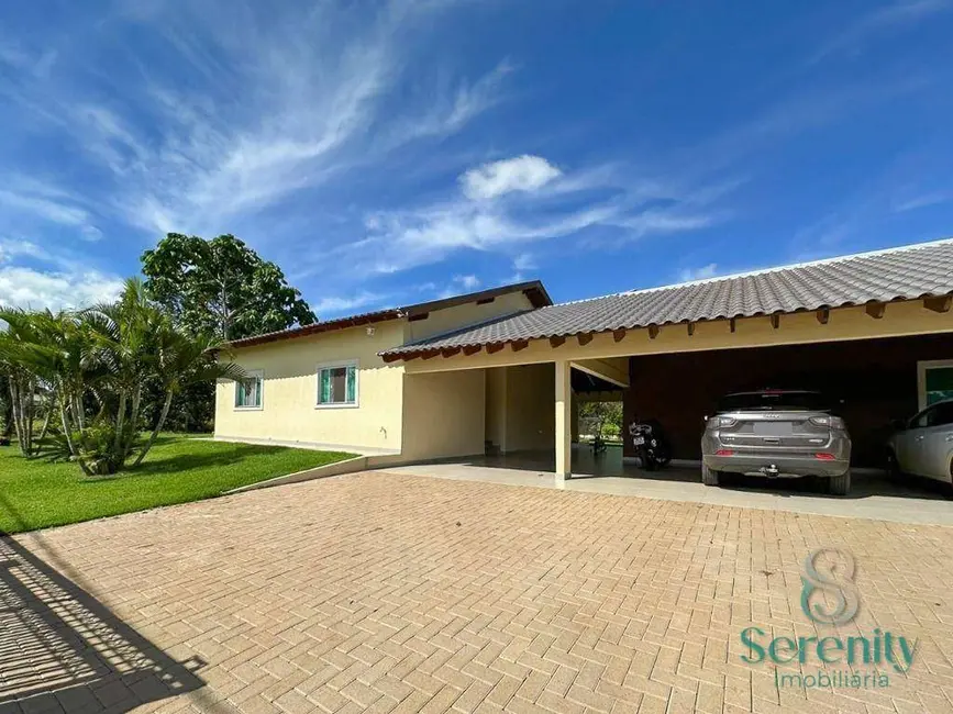 Foto 2 de Casa de Condomínio com 4 quartos à venda e para alugar, 2500m2 em Recanto Santa Andréa, Cambe - PR