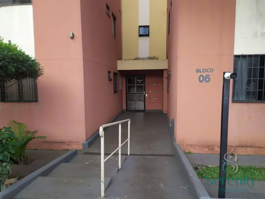 Foto 2 de Apartamento com 2 quartos para alugar, 43m2 em Londrina - PR