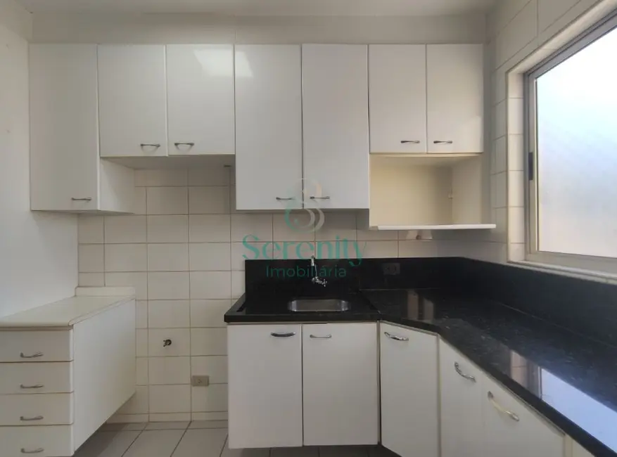 Foto 3 de Apartamento com 3 quartos para alugar, 88m2 em San Remo, Londrina - PR