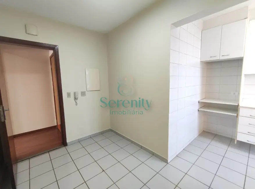 Foto 6 de Apartamento com 3 quartos para alugar, 88m2 em San Remo, Londrina - PR