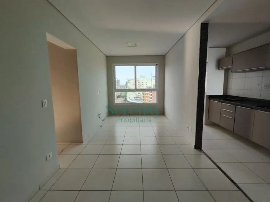 Foto 2 de Apartamento com 3 quartos para alugar, 115m2 em Centro, Londrina - PR