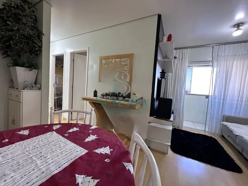 Apartamento com 3 quartos para alugar, 70m2 em Jardim América, Londrina - PR - imagem 6 Foto 6 de Apartamento com 3 quartos para alugar, 70m2 em Jardim América, Londrina - PR