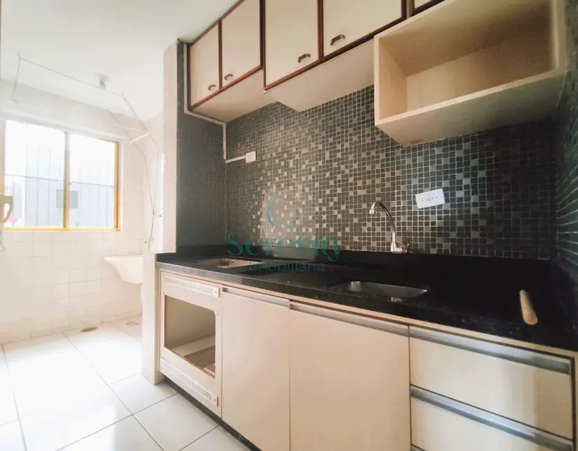 Foto 1 de Apartamento com 3 quartos para alugar, 51m2 em Cláudia, Londrina - PR