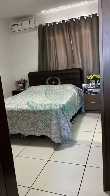 Foto 8 de Sobrado com 3 quartos à venda, 231m2 em Ricardo, Londrina - PR