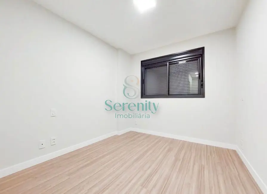 Foto 8 de Apartamento com 1 quarto para alugar, 45m2 em Gleba Fazenda Palhano, Londrina - PR