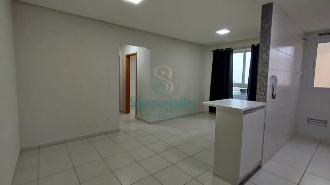 Foto 2 de Apartamento com 2 quartos para alugar, 116m2 em Centro, Londrina - PR