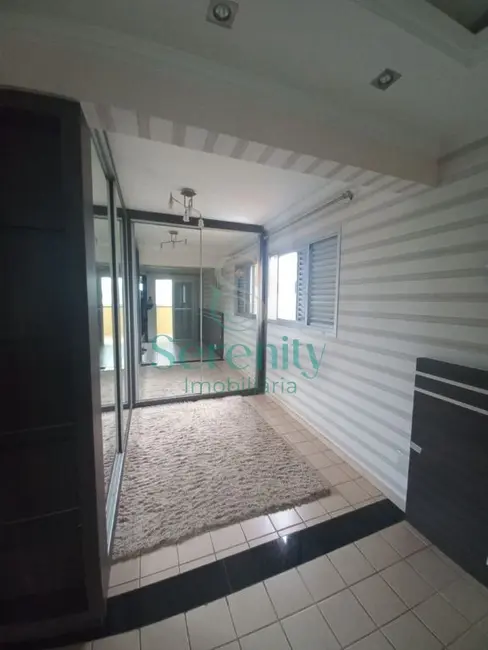 Apartamento com 1 quarto para alugar, 43m2 em Jardim América, Londrina - PR - imagem 8 Foto 8 de Apartamento com 1 quarto para alugar, 43m2 em Jardim América, Londrina - PR