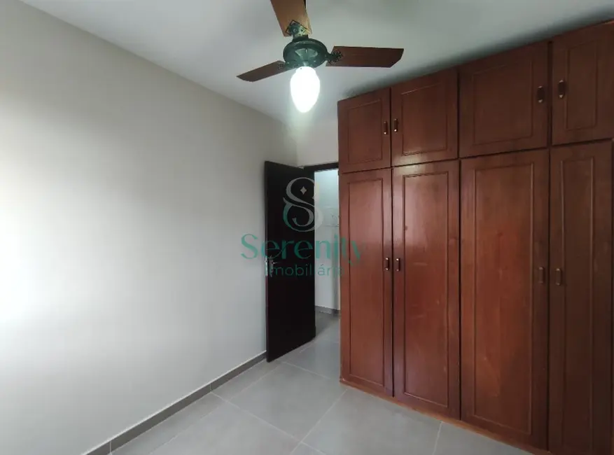 Apartamento com 3 quartos à venda, 73m2 em Centro, Londrina - PR - imagem 7 Foto 7 de Apartamento com 3 quartos à venda, 73m2 em Centro, Londrina - PR