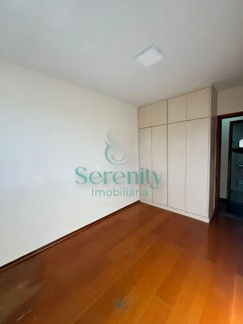 Apartamento com 3 quartos à venda, 80m2 em Vila Ipiranga, Londrina - PR - imagem 6 Foto 6 de Apartamento com 3 quartos à venda, 80m2 em Vila Ipiranga, Londrina - PR