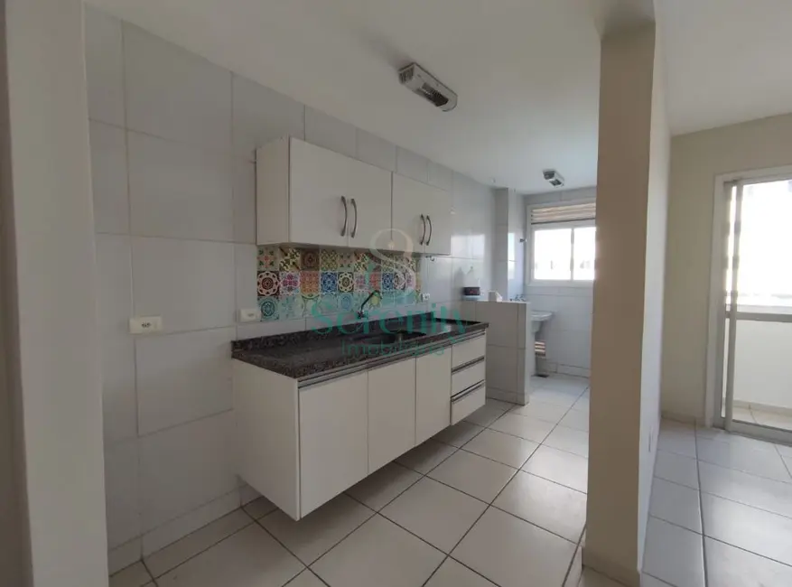 Foto 2 de Apartamento com 3 quartos para alugar, 67m2 em Gleba Fazenda Palhano, Londrina - PR