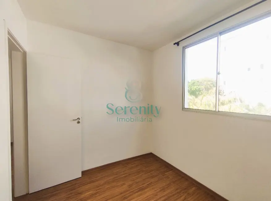 Foto 5 de Apartamento com 2 quartos para alugar, 44m2 em Gleba Fazenda Palhano, Londrina - PR