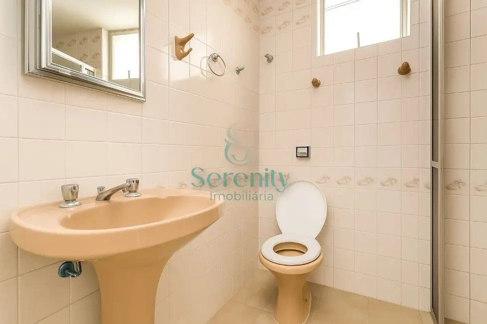 Apartamento com 3 quartos à venda, 111m2 em Centro, Londrina - PR - imagem 6 Foto 6 de Apartamento com 3 quartos à venda, 111m2 em Centro, Londrina - PR