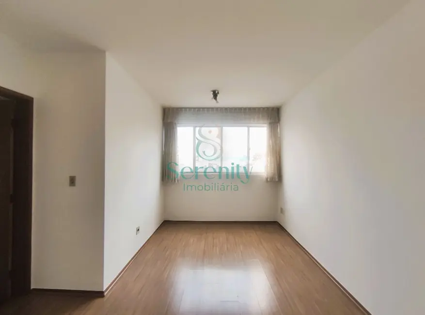 Apartamento com 3 quartos à venda, 111m2 em Centro, Londrina - PR - imagem 7 Foto 7 de Apartamento com 3 quartos à venda, 111m2 em Centro, Londrina - PR