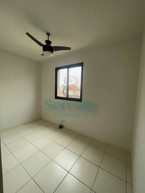 Apartamento com 3 quartos para alugar, 65m2 em Vila Brasil, Londrina - PR - imagem 9 Foto 9 de Apartamento com 3 quartos para alugar, 65m2 em Vila Brasil, Londrina - PR
