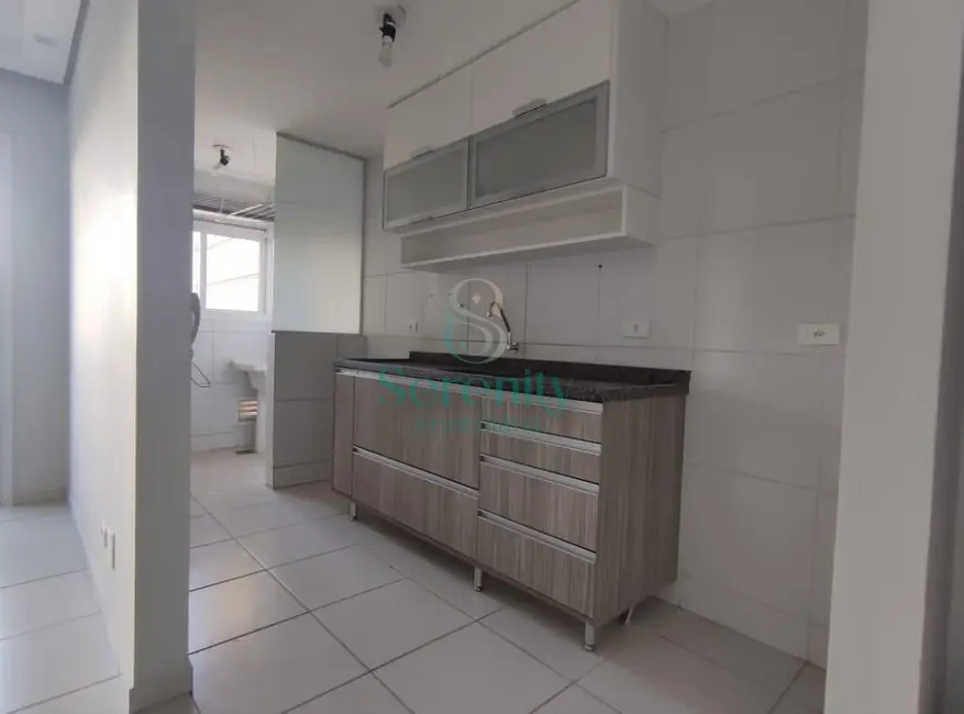 Foto 3 de Apartamento com 3 quartos para alugar, 68m2 em Gleba Fazenda Palhano, Londrina - PR