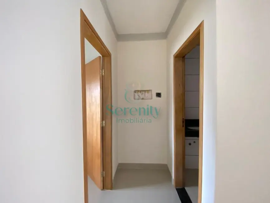 Foto 7 de Casa com 2 quartos para alugar, 123m2 em Jardim Maria Luiza, Londrina - PR