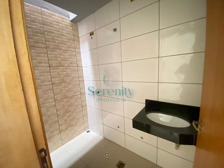 Foto 5 de Casa com 2 quartos para alugar, 123m2 em Jardim Maria Luiza, Londrina - PR