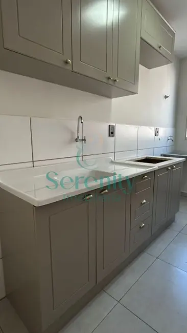 Apartamento com 2 quartos para alugar, 45m2 em Jardim Jóquei Club, Londrina - PR - imagem 2 Foto 2 de Apartamento com 2 quartos para alugar, 45m2 em Jardim Jóquei Club, Londrina - PR