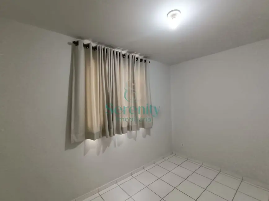 Apartamento com 2 quartos para alugar, 45m2 em Jardim Jóquei Club, Londrina - PR - imagem 9 Foto 9 de Apartamento com 2 quartos para alugar, 45m2 em Jardim Jóquei Club, Londrina - PR