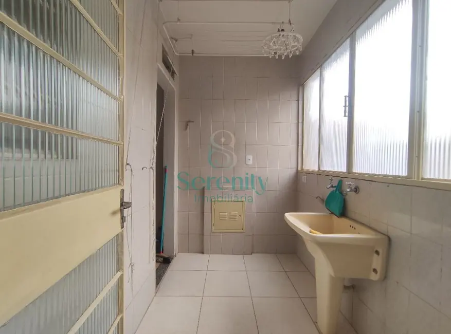 Apartamento com 3 quartos à venda, 96m2 em Centro, Londrina - PR - imagem 7 Foto 7 de Apartamento com 3 quartos à venda, 96m2 em Centro, Londrina - PR