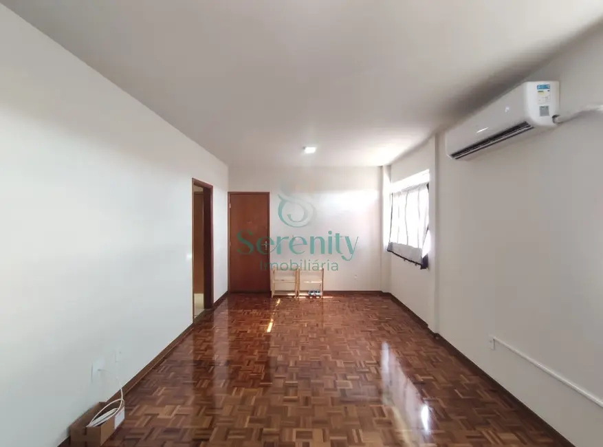 Apartamento com 3 quartos à venda, 96m2 em Centro, Londrina - PR - imagem 3 Foto 3 de Apartamento com 3 quartos à venda, 96m2 em Centro, Londrina - PR