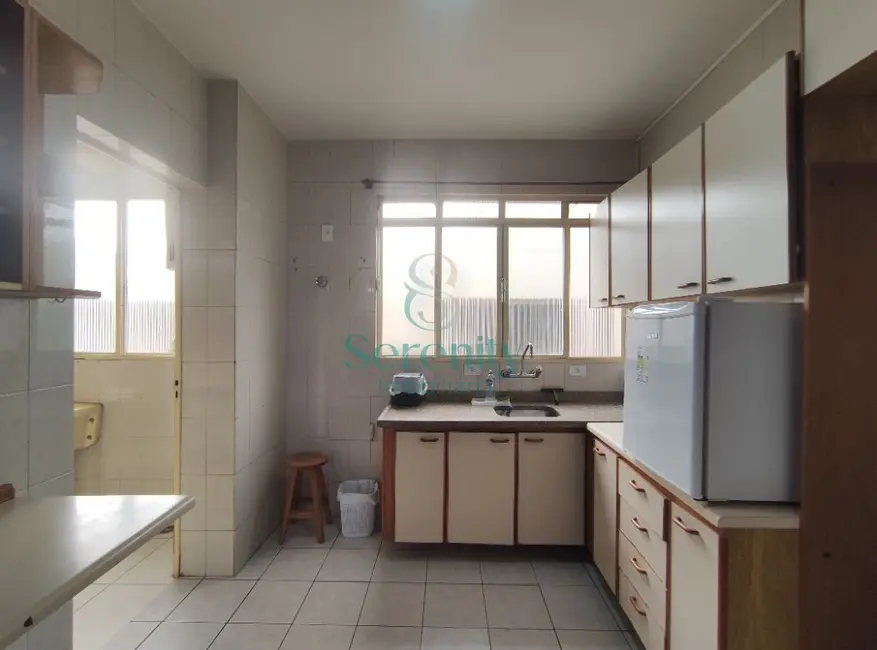 Apartamento com 3 quartos à venda, 96m2 em Centro, Londrina - PR - imagem 5 Foto 5 de Apartamento com 3 quartos à venda, 96m2 em Centro, Londrina - PR