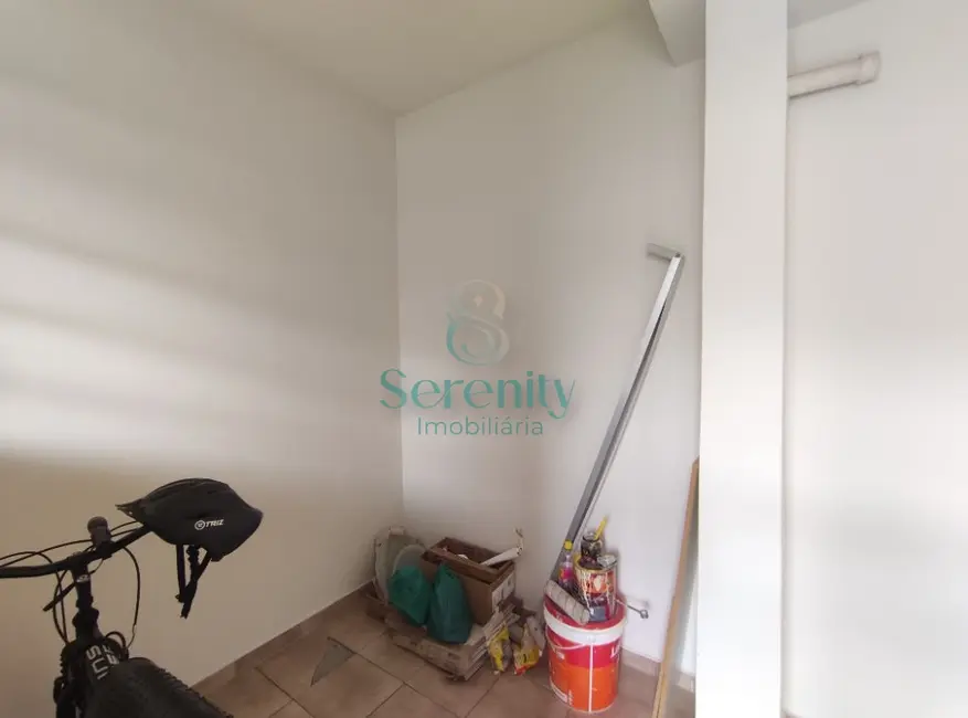 Apartamento com 3 quartos à venda, 96m2 em Centro, Londrina - PR - imagem 8 Foto 8 de Apartamento com 3 quartos à venda, 96m2 em Centro, Londrina - PR