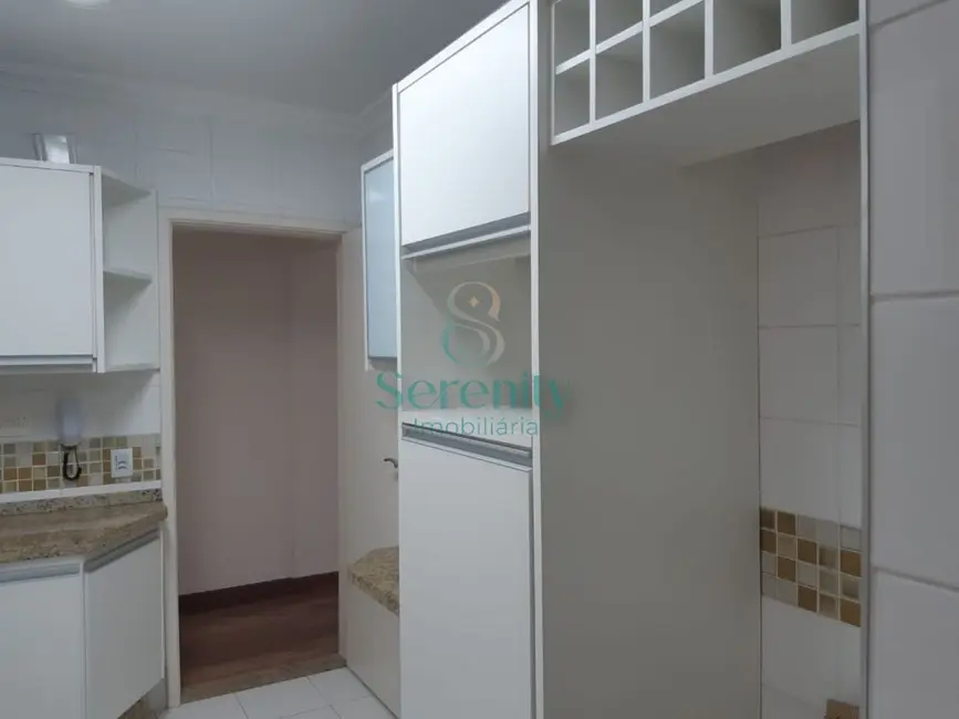 Apartamento com 4 quartos à venda, 105m2 em Centro, Londrina - PR - imagem 3 Foto 3 de Apartamento com 4 quartos à venda, 105m2 em Centro, Londrina - PR