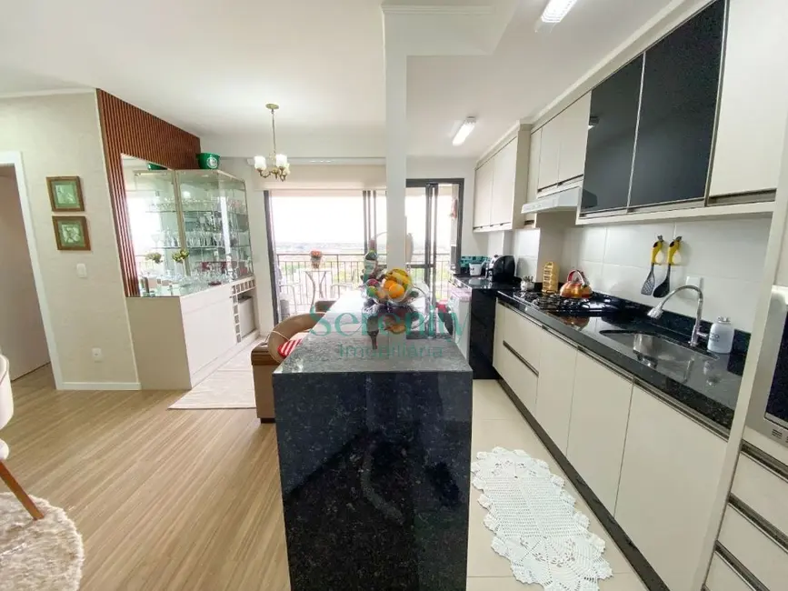 Foto 4 de Apartamento com 2 quartos para alugar, 61m2 em Parque Jamaica, Londrina - PR